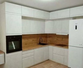 Модульная кухня Бруклин 2.4 x 2 м (Бетон белый) в Электростали - ehlektrostal.katalogmebeli.com | фото 15